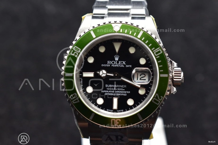 on ARF1:1 Bracelet Edition Best LV Submariner Steel 16610 Green 904L SS SH3135 V 1140 Seasonal 0722